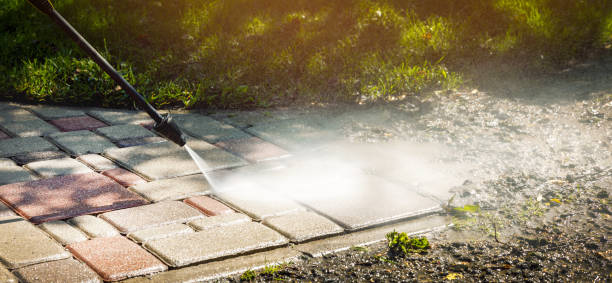 Best Pool Deck Cleaning  in Stuart, IA